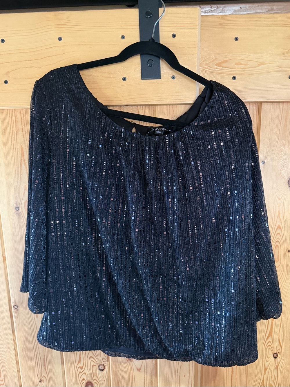 Roz & Ali Black Sequin Blouson Top NWT